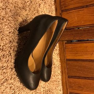 Clark’s Collection size 6.5M pumps